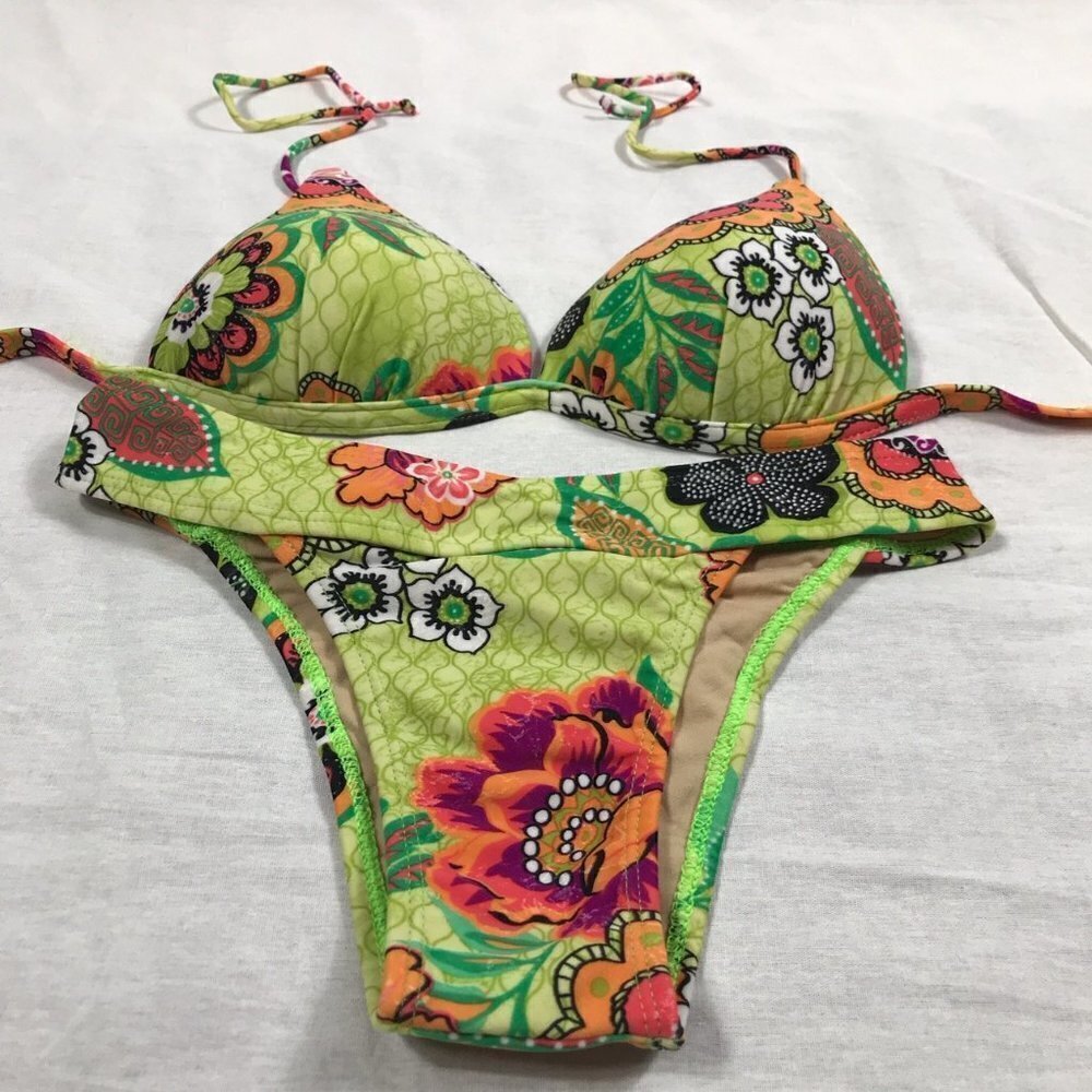 Recco Size Medium Brazilian Green Tropical Print Bikini. New With Tags.